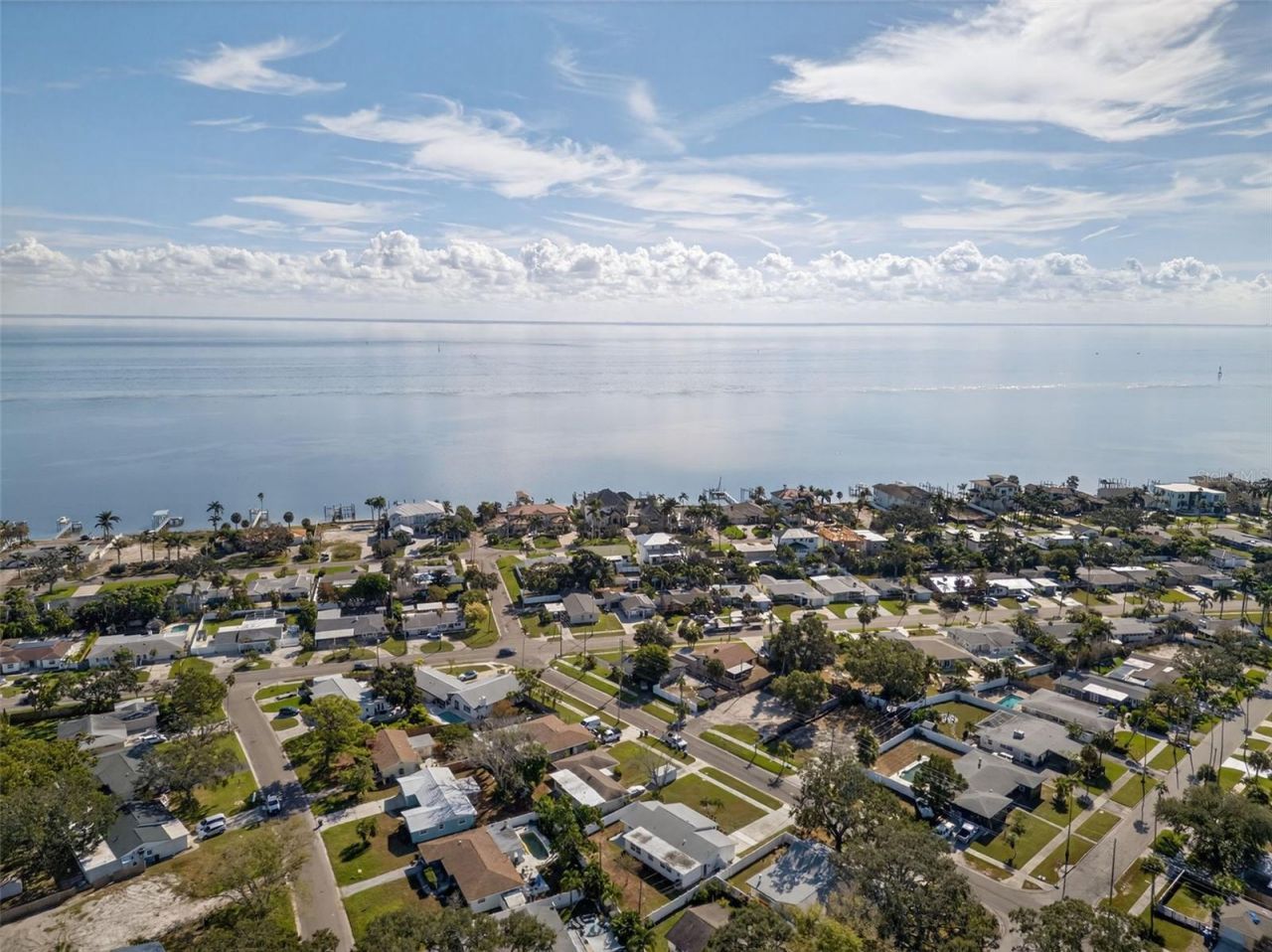 1713 Connecticut Avenue Ne, Saint Petersburg, FL 33703 Photo