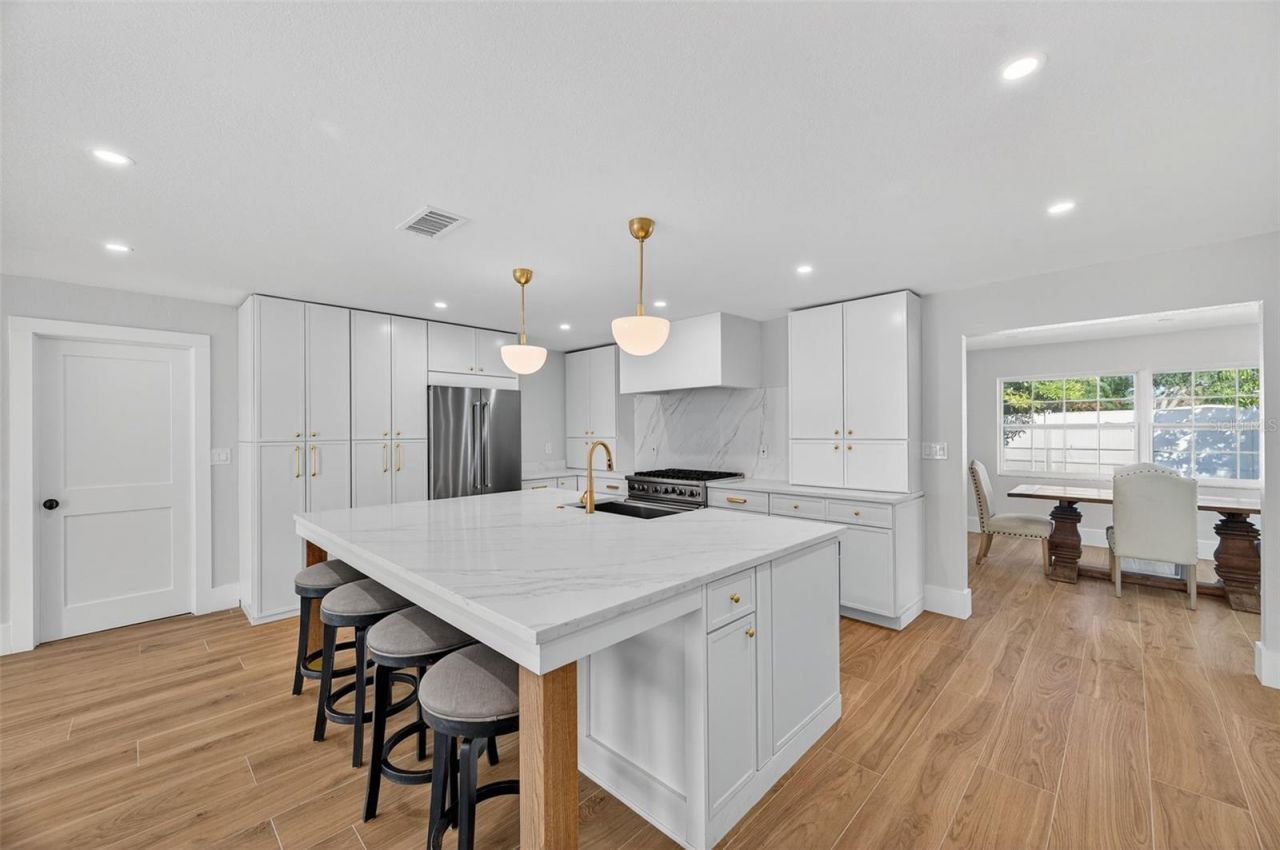 1713 Connecticut Avenue Ne, Saint Petersburg, FL 33703 Photo