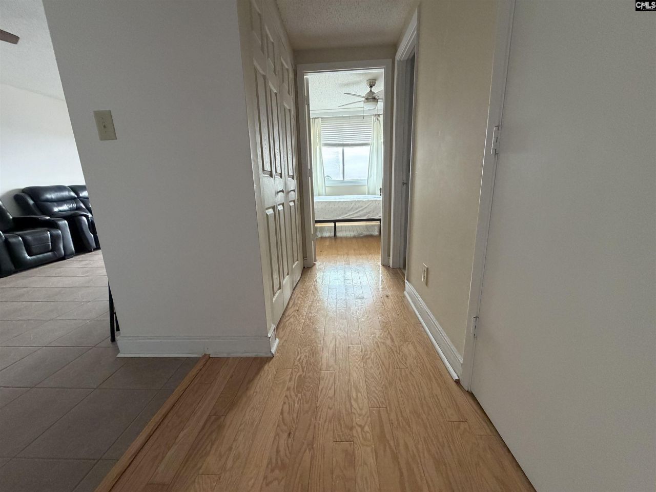 619 King Street Photo 13