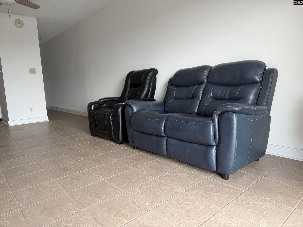 619 King Street Photo 19