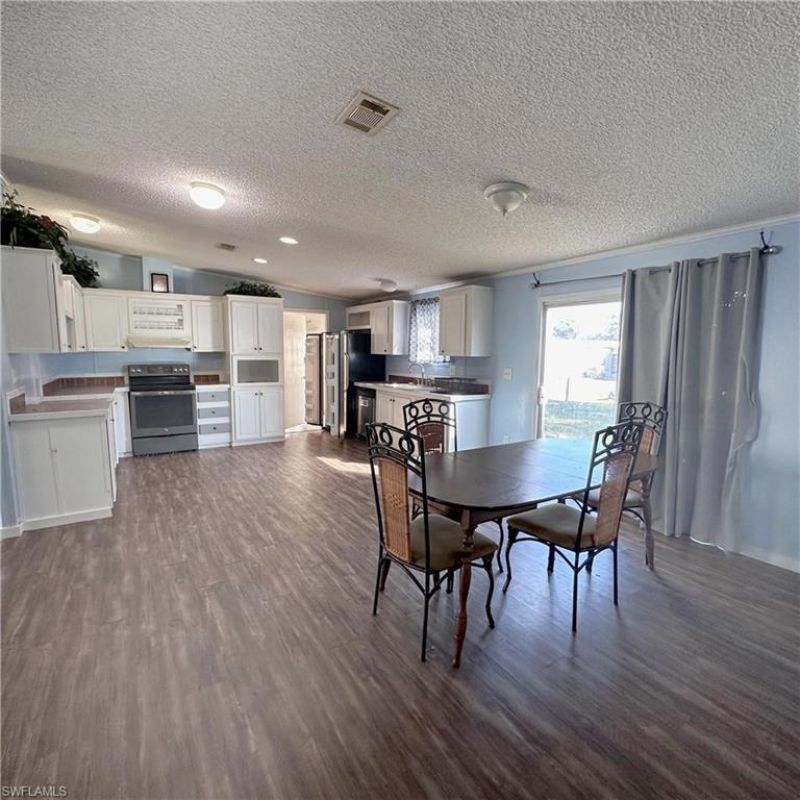 7607 Peyraud Dr, North Fort Myers, FL 33917 Photo