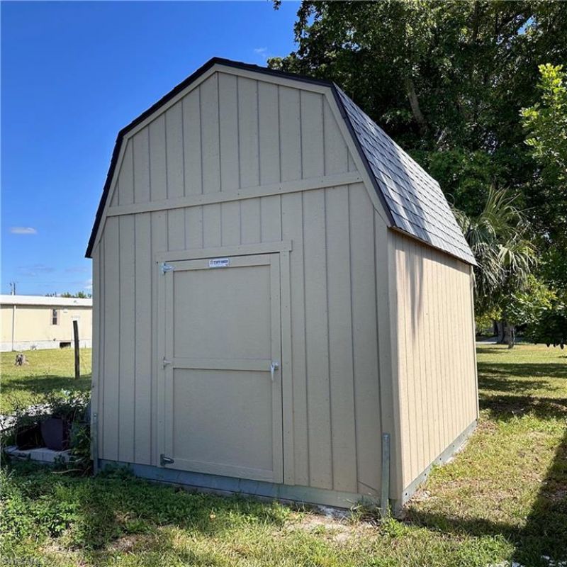 7607 Peyraud Dr, North Fort Myers, FL 33917 Photo