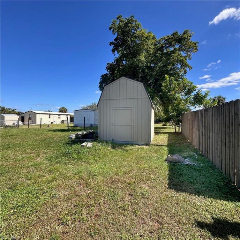 7607 Peyraud Dr, North Fort Myers, FL 33917 Photo