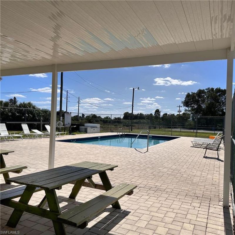 7607 Peyraud Dr, North Fort Myers, FL 33917 Photo