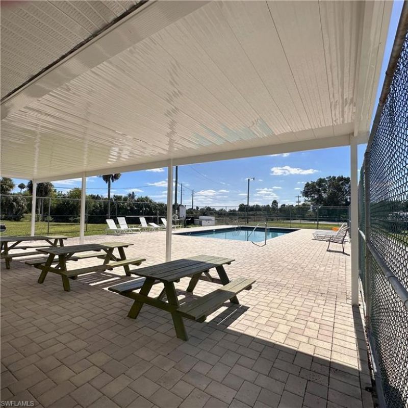 7607 Peyraud Dr, North Fort Myers, FL 33917 Photo