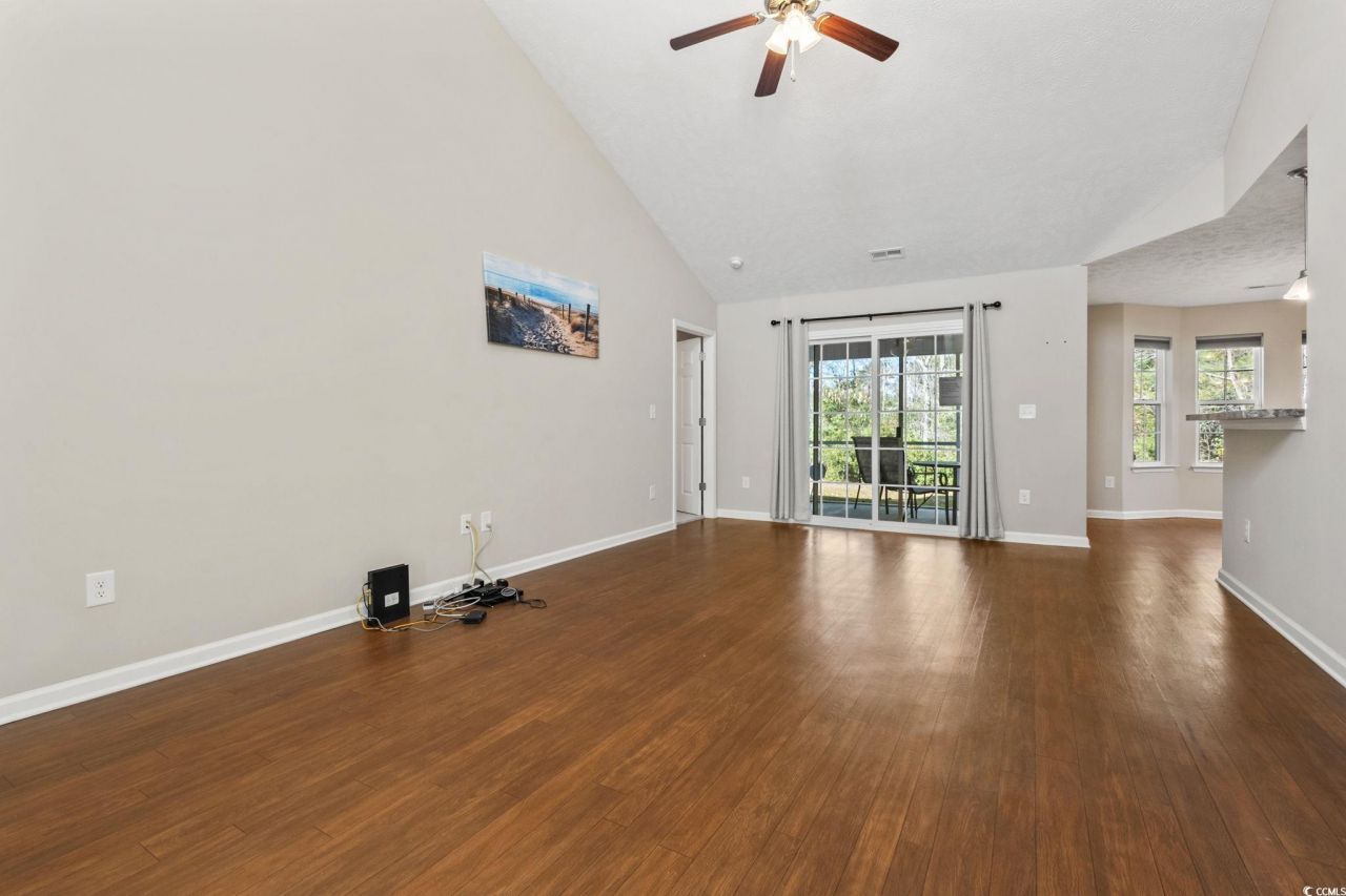 209 Foxpath Loop Photo 12