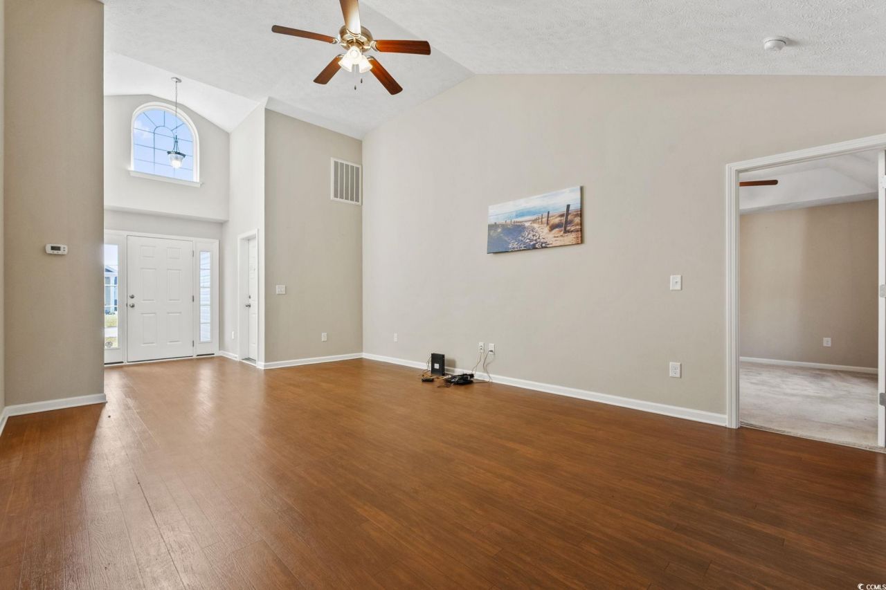 209 Foxpath Loop Photo 15