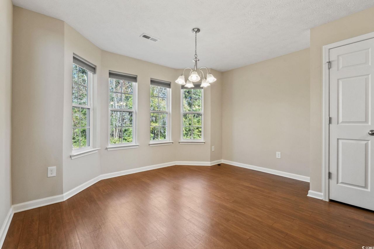 209 Foxpath Loop Photo 16