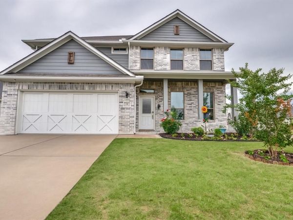 153 Arrow Wood Road, Waxahachie, TX 75165