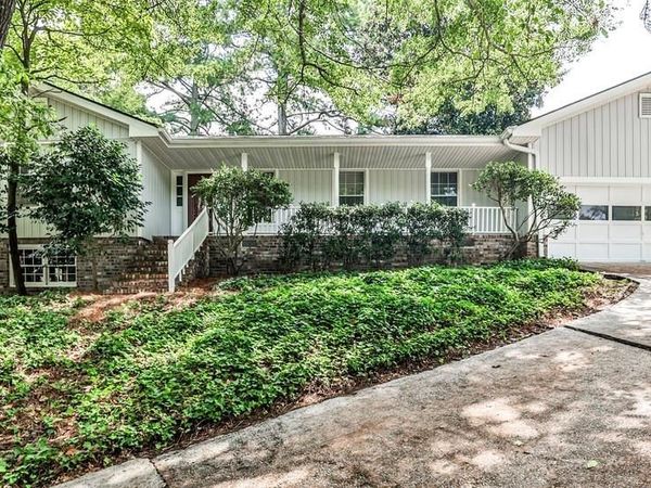 2851 Thornridge Drive, Atlanta, GA 30340