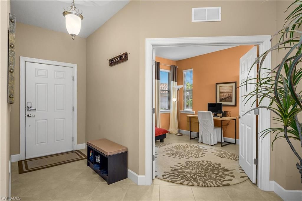 9064 Siesta Bay Dr, Unit 5-102, Naples, FL 34120 Photo