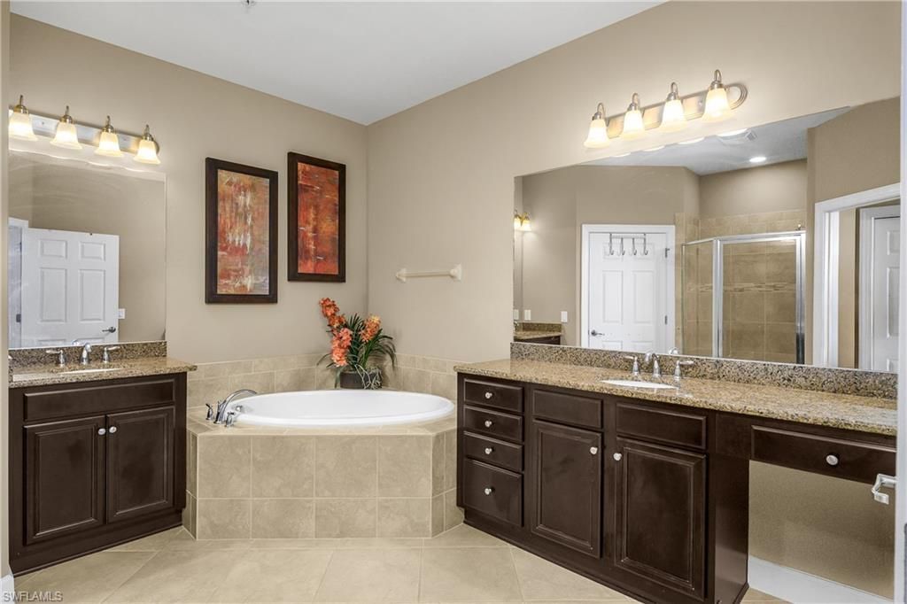 9064 Siesta Bay Dr, Unit 5-102, Naples, FL 34120 Photo
