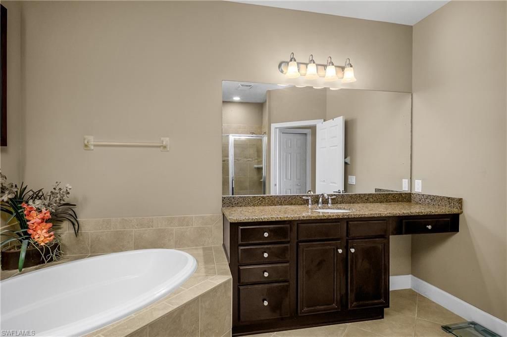 9064 Siesta Bay Dr, Unit 5-102, Naples, FL 34120 Photo