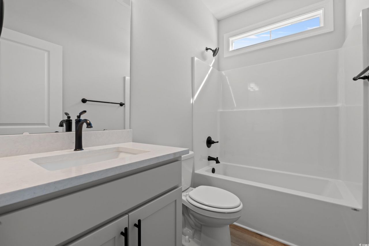 1300 Crooked Hook Rd. Photo 16