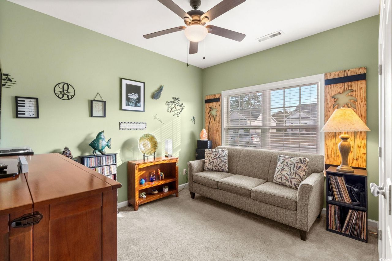 187 Palm Terrace Loop Photo 16