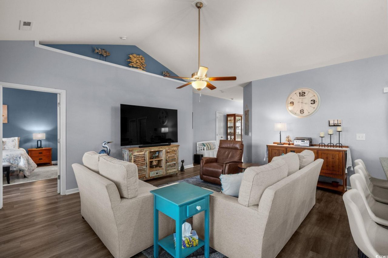 187 Palm Terrace Loop Photo 6