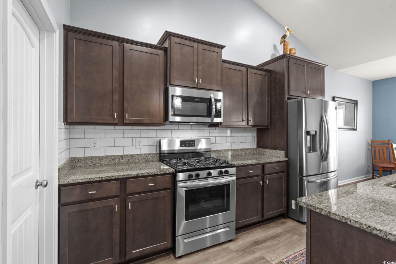 187 Palm Terrace Loop Photo 9