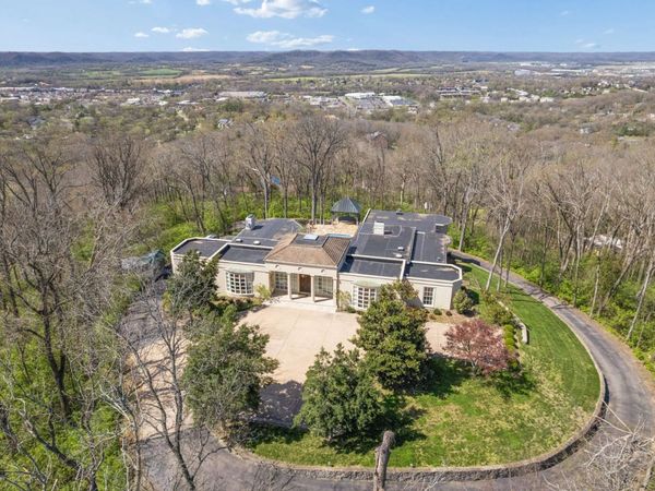 515 Hillwood Blvd, Nashville, TN 37205