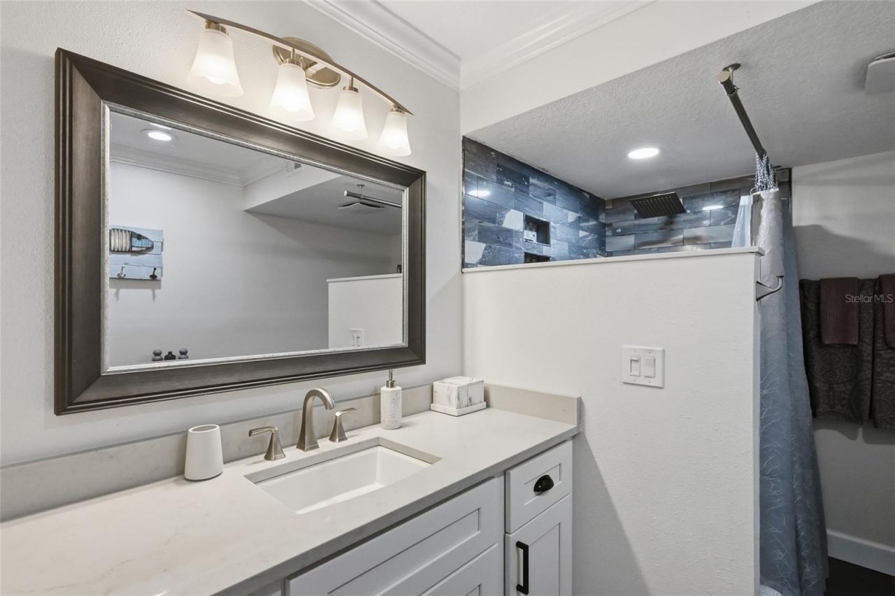 4234 Gulf Of Mexico Drive, Unit D1, Longboat Key, FL 34228 Photo