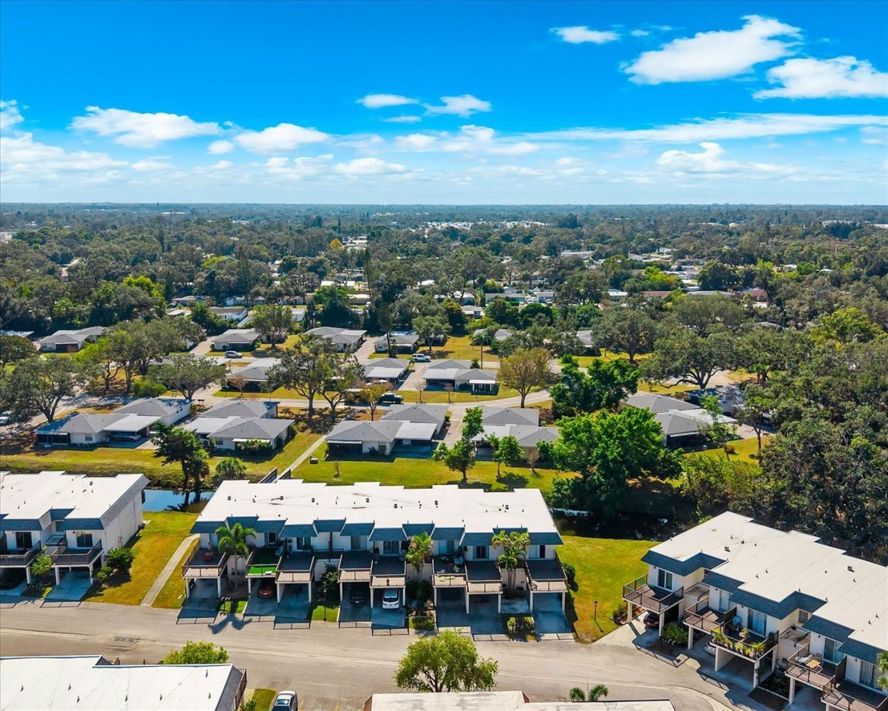 3348 Ramblewood Place, Sarasota, FL 34237 Photo