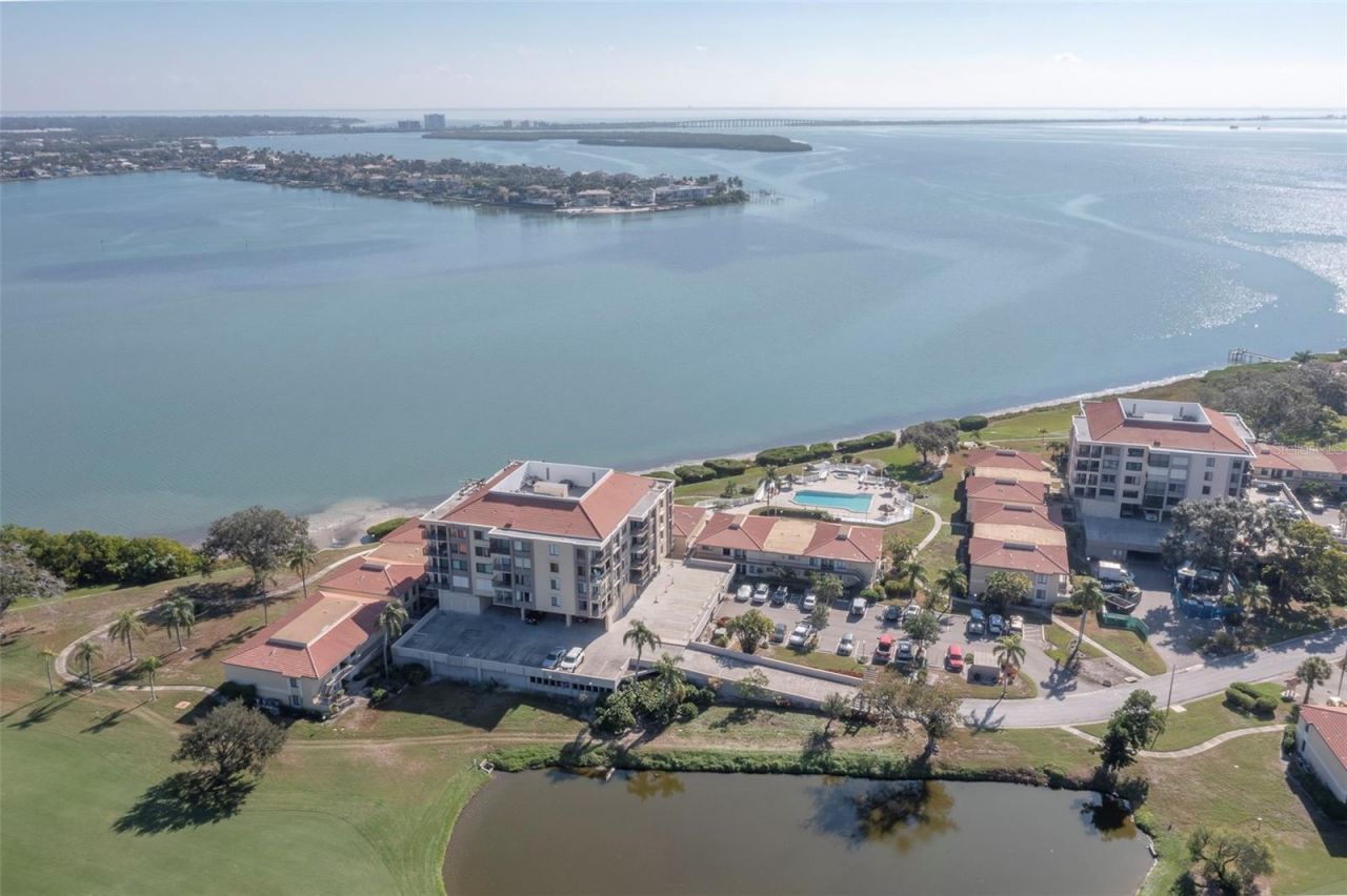 6104 Palma Del Mar Boulevard S, Unit 405, Saint Petersburg, FL 33715 Photo