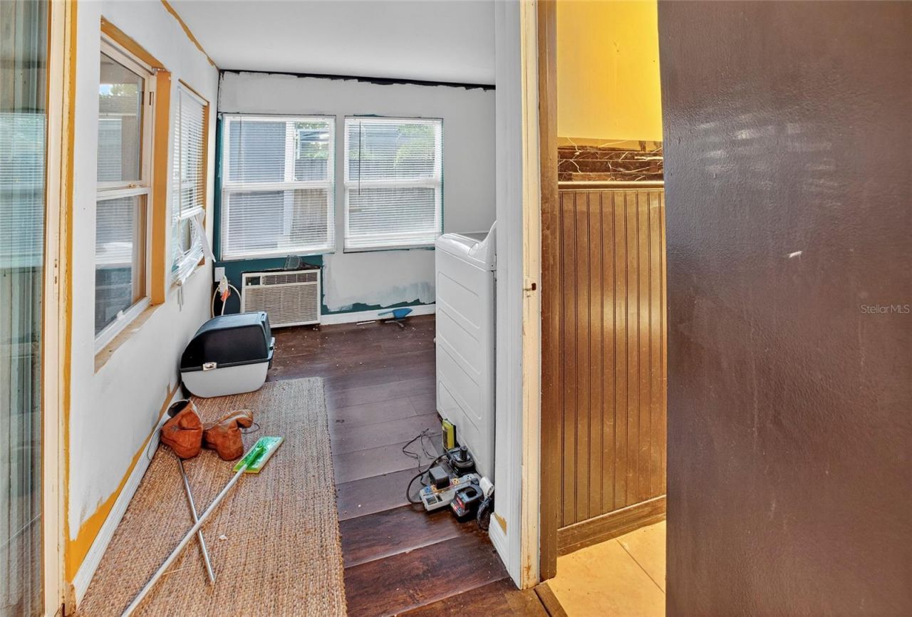 7800 11th Street N, Saint Petersburg, FL 33702 Photo