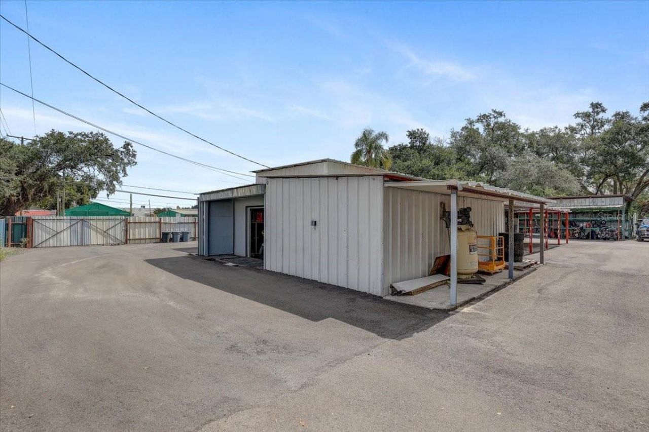 11309 E 92 Highway, Seffner, FL 33584 Photo