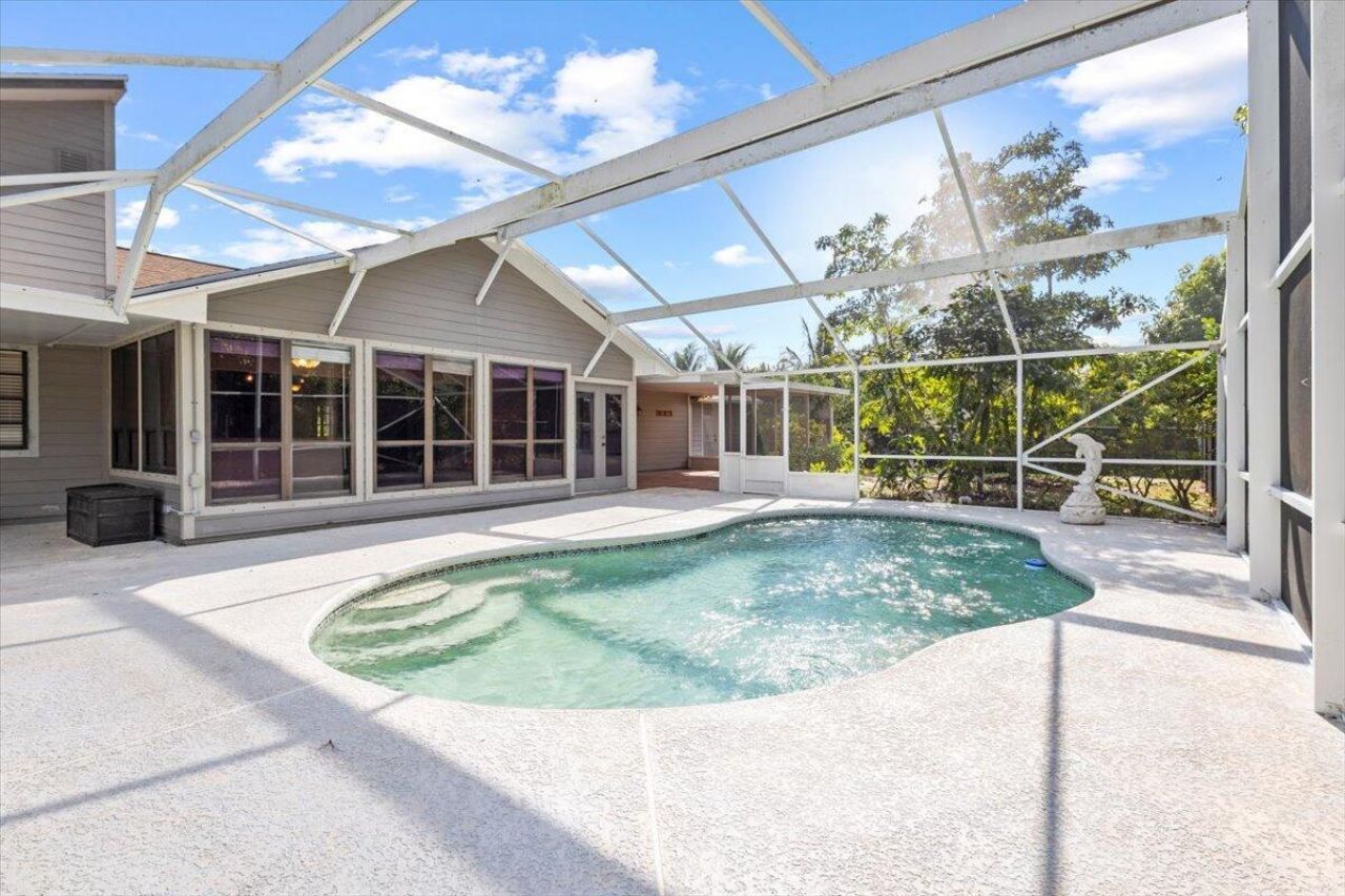 2850 SE Calvin Street, Port Saint Lucie, FL 34952 Photo