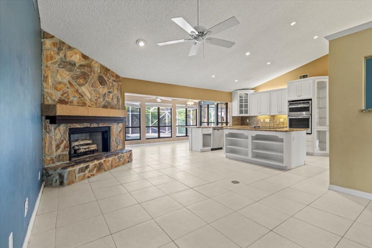 2850 SE Calvin Street, Port Saint Lucie, FL 34952 Photo