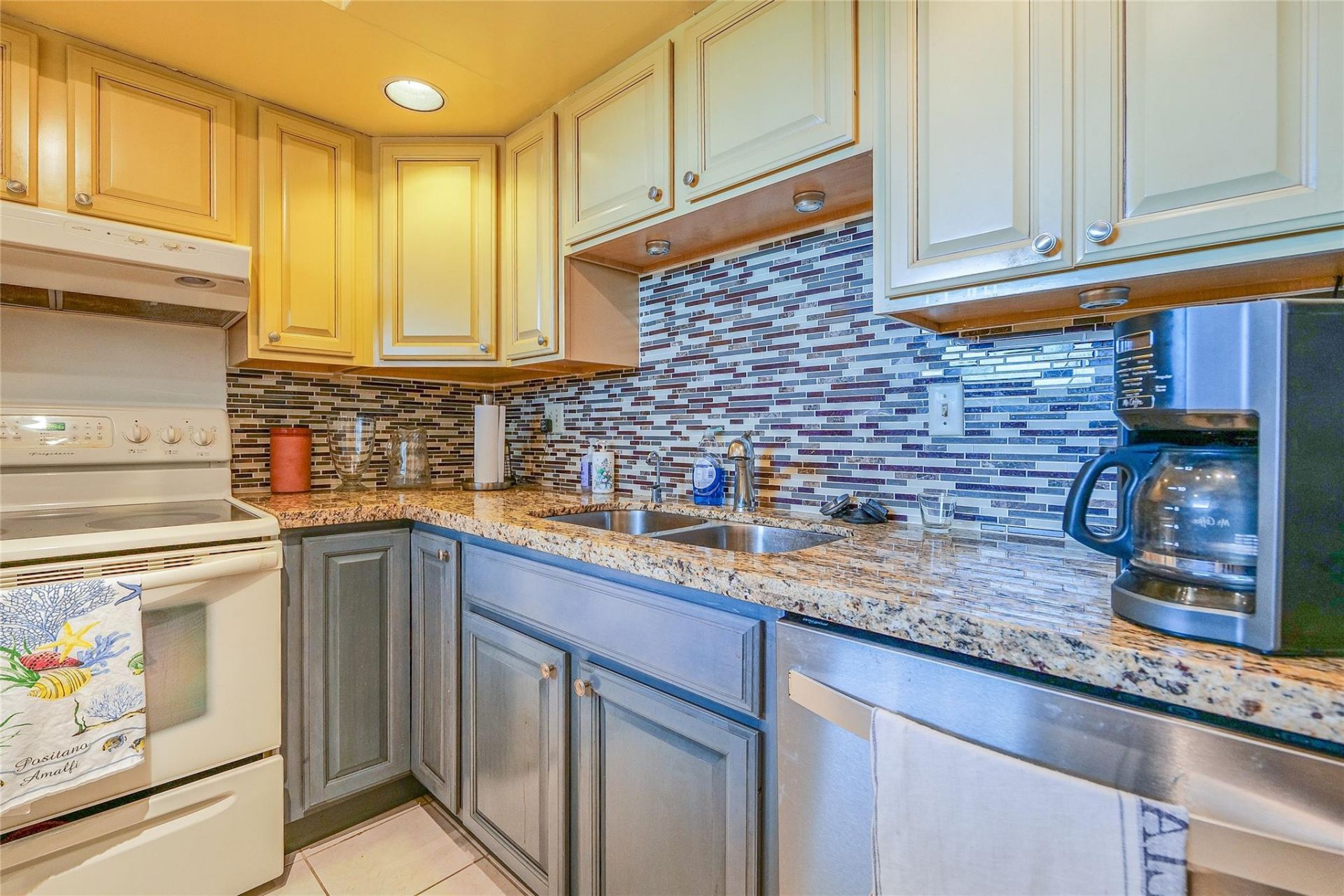 3930 Inverrary Boulevard, Unit 608 D, Lauderhill, FL 33319 Photo