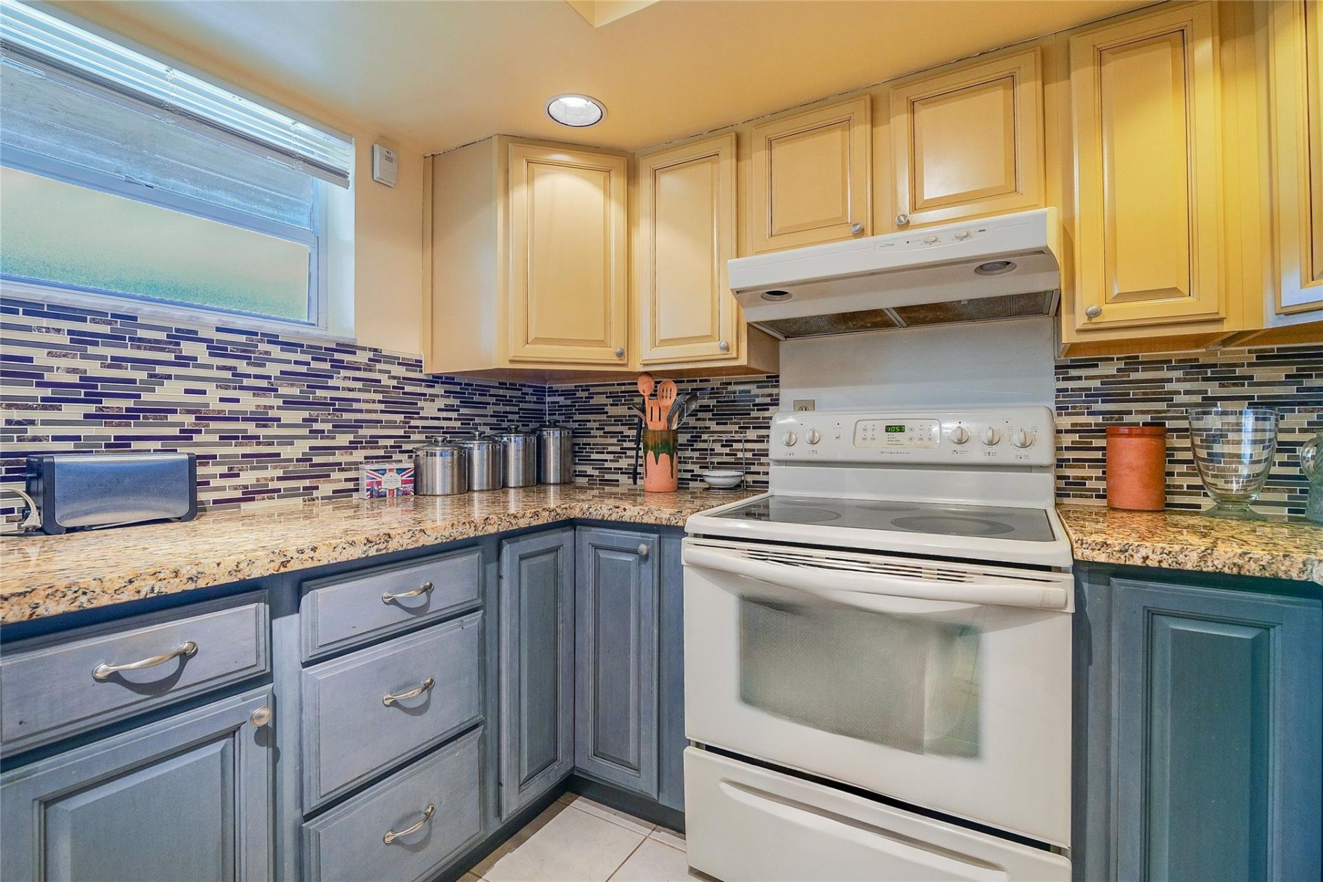 3930 Inverrary Boulevard, Unit 608 D, Lauderhill, FL 33319 Photo