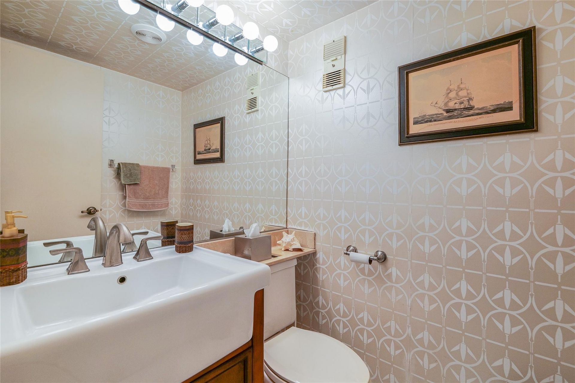 3930 Inverrary Boulevard, Unit 608 D, Lauderhill, FL 33319 Photo