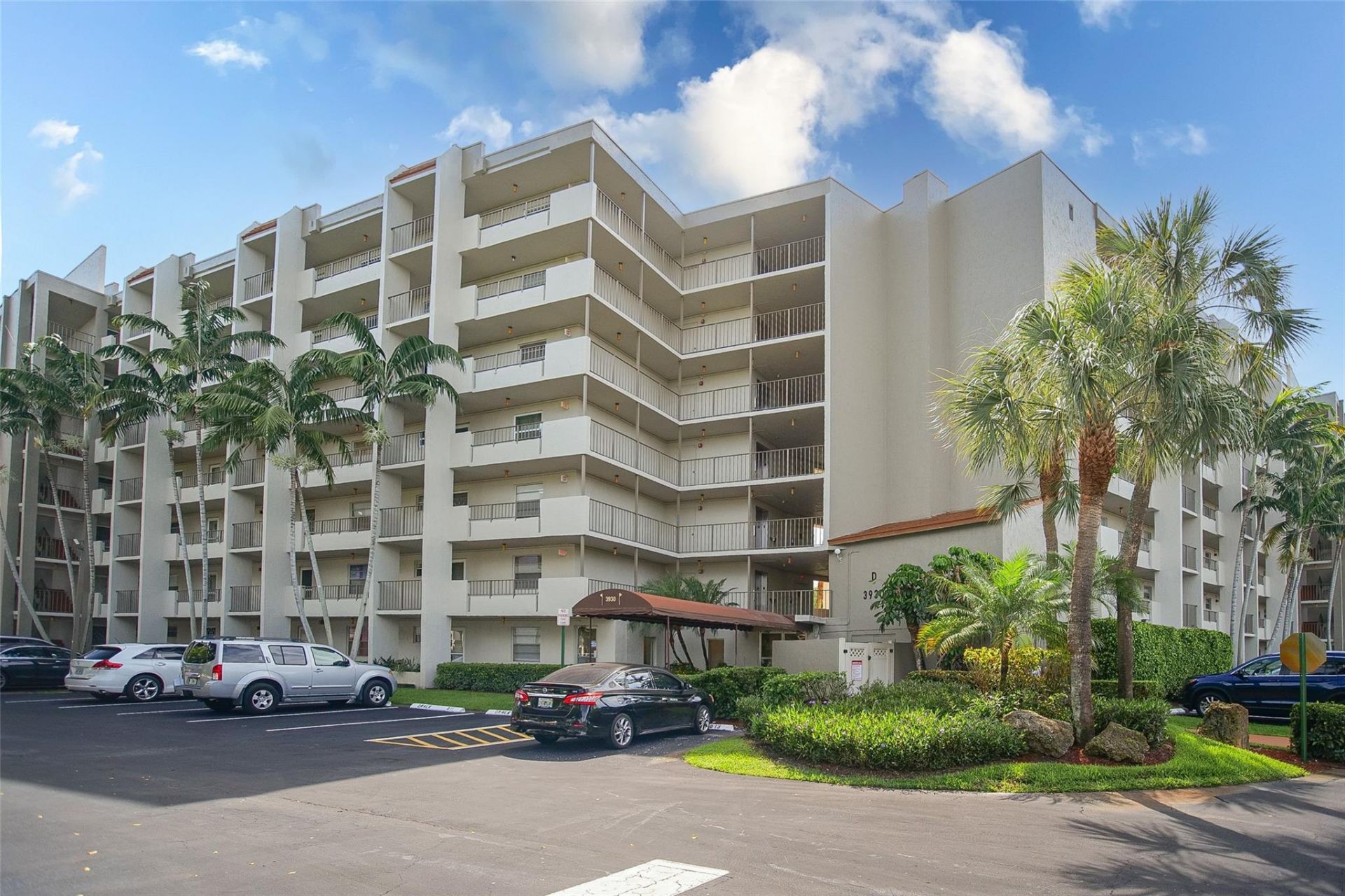 3930 Inverrary Boulevard, Unit 608 D, Lauderhill, FL 33319 Photo