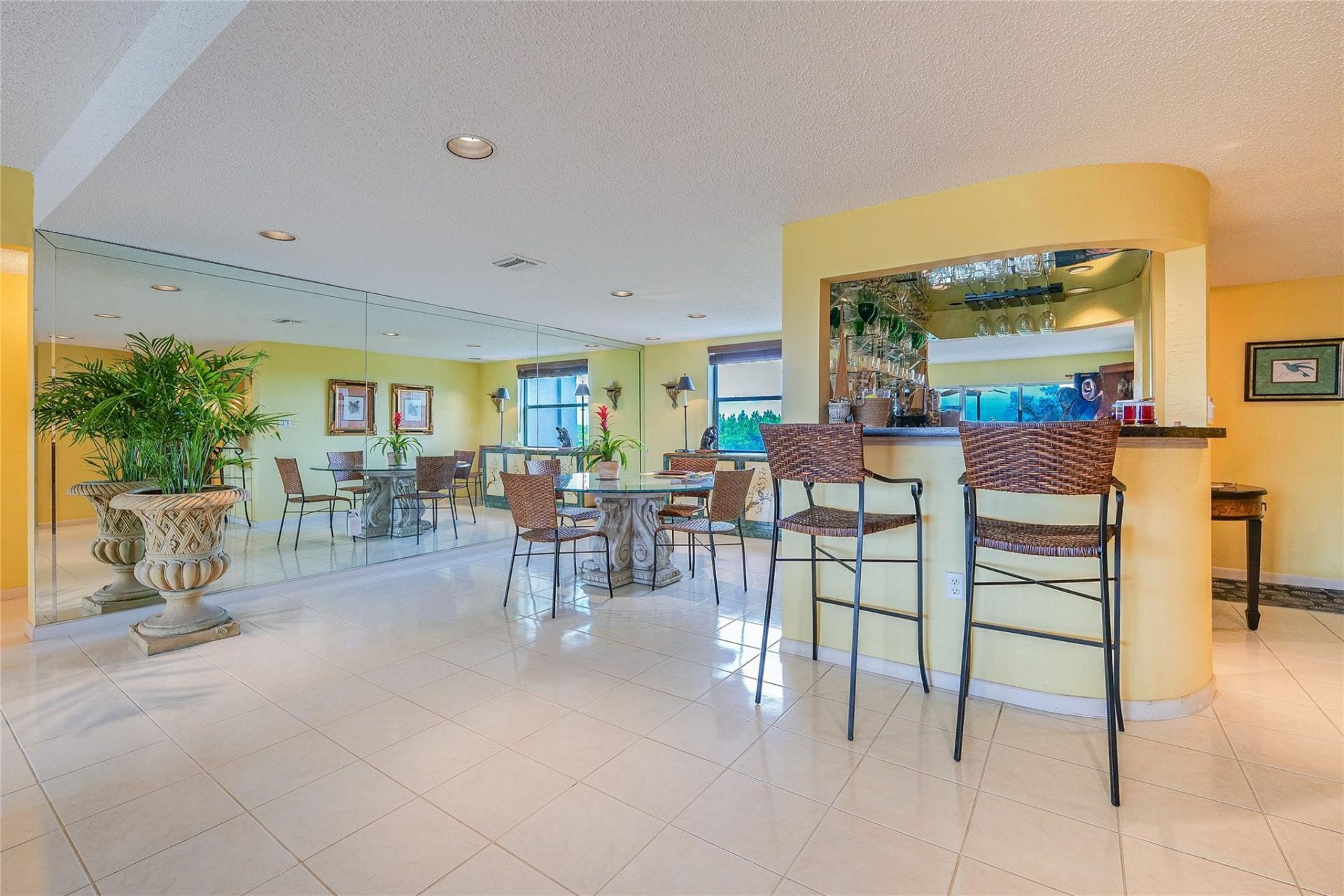 3930 Inverrary Boulevard, Unit 608 D, Lauderhill, FL 33319 Photo