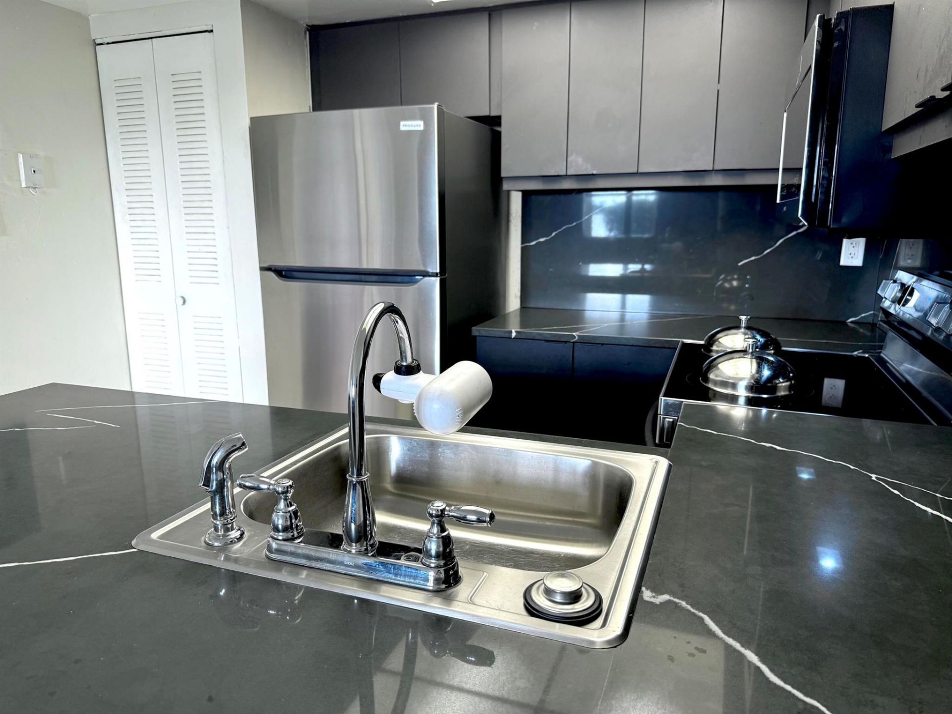 752 Executive Center Drive, Unit 112, West Palm Beach, FL 33401 Photo