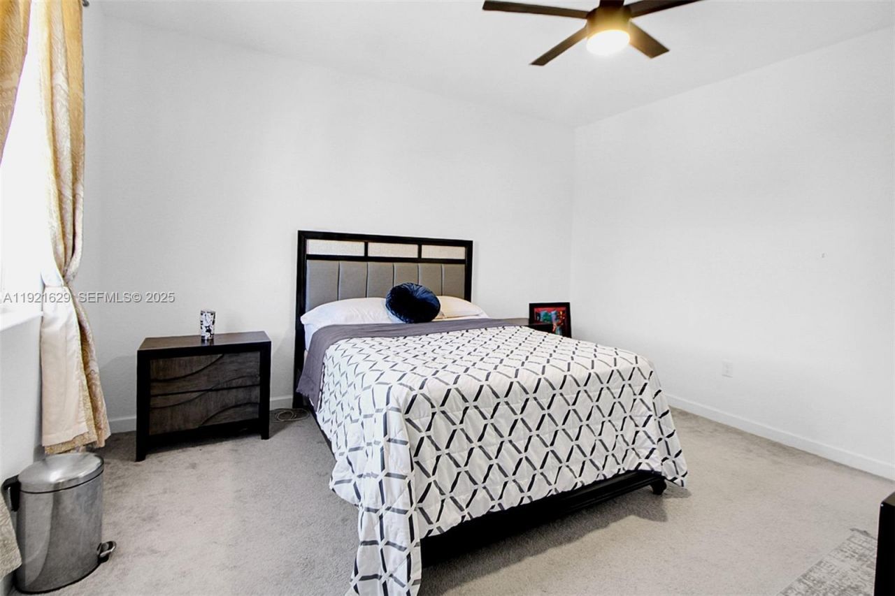 1382 SE 26th Rd, Homestead, FL 33035 Photo