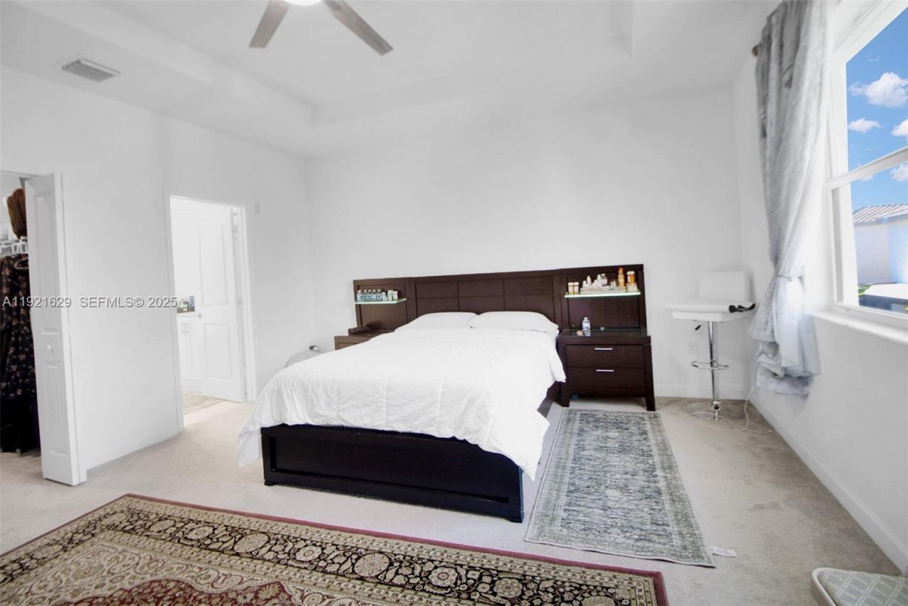 1382 SE 26th Rd, Homestead, FL 33035 Photo