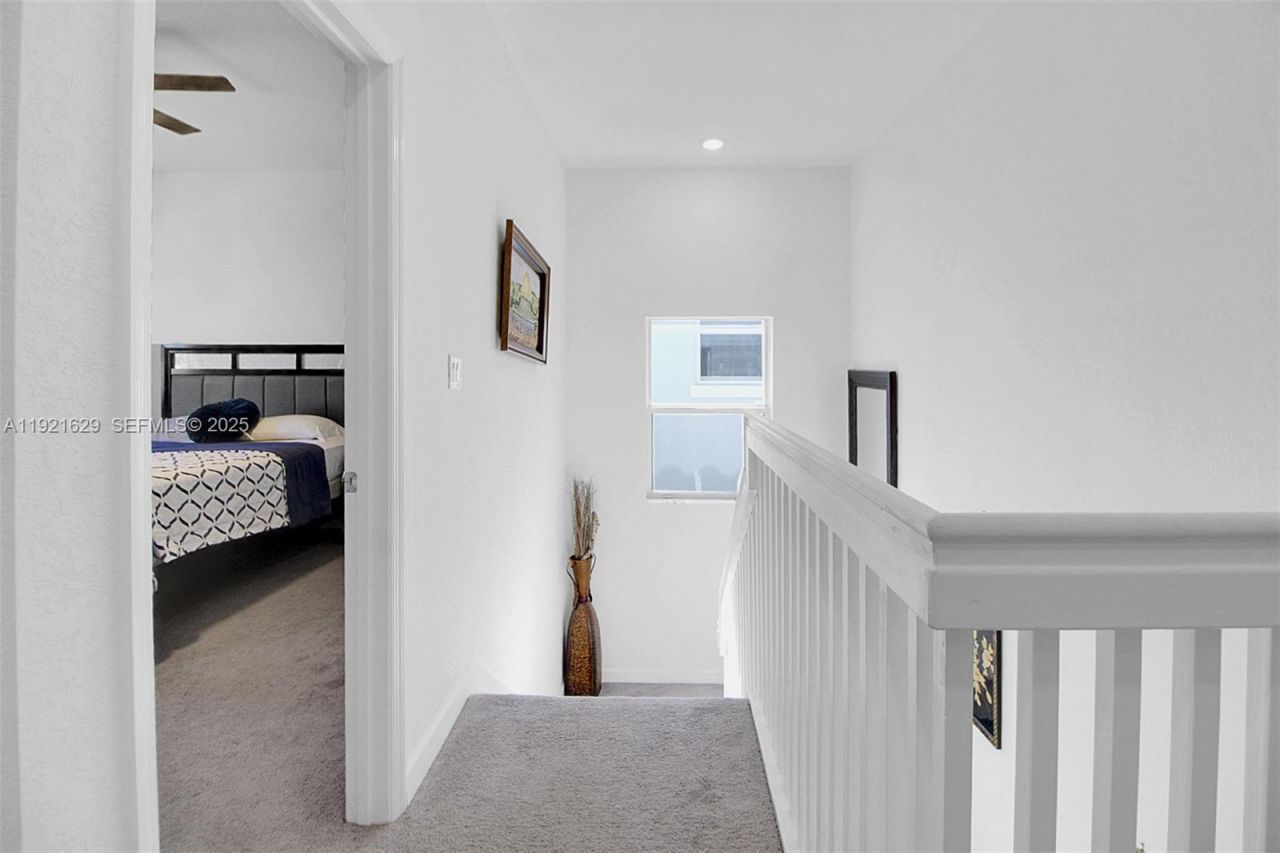 1382 SE 26th Rd, Homestead, FL 33035 Photo