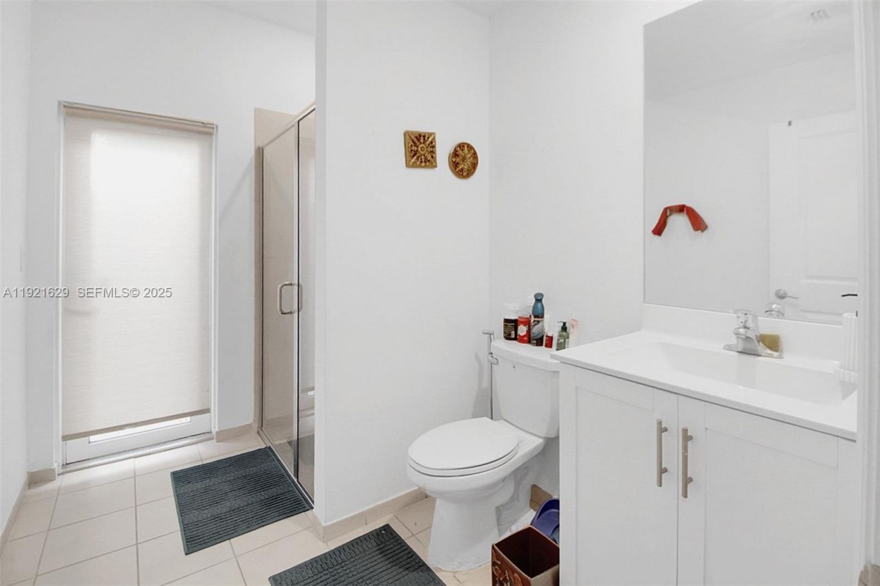 1382 SE 26th Rd, Homestead, FL 33035 Photo