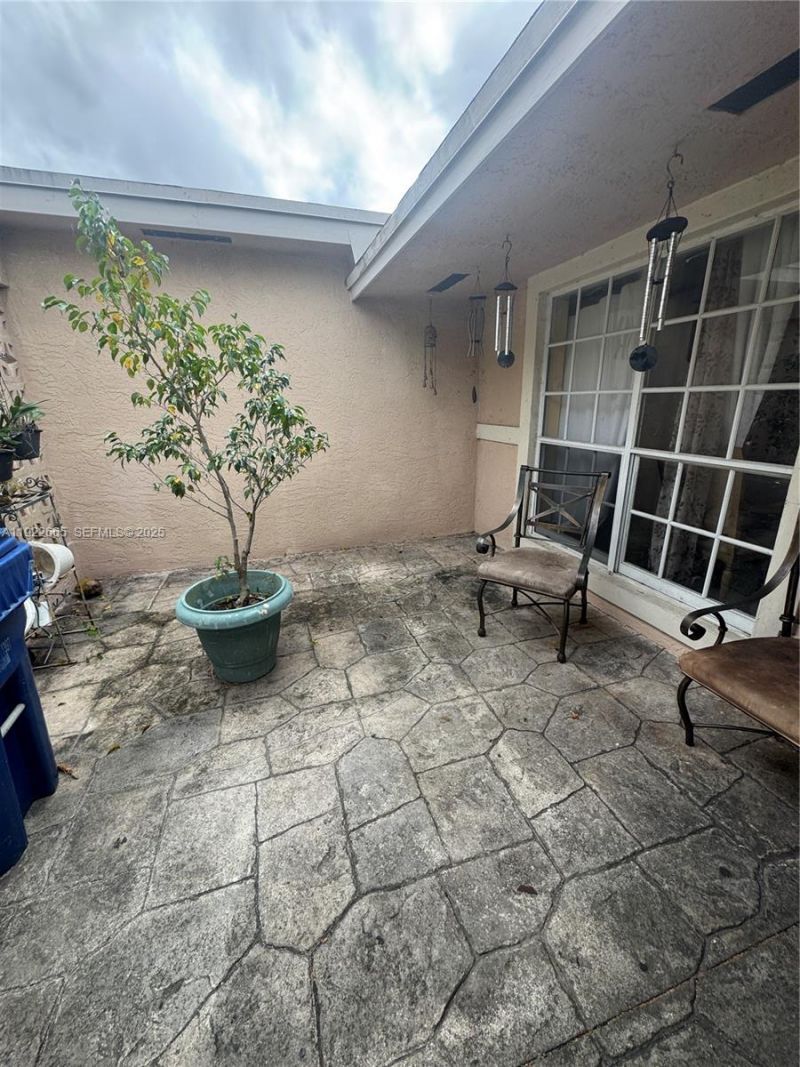 2231 NW 43rd Ter, Lauderhill, FL 33313 Photo