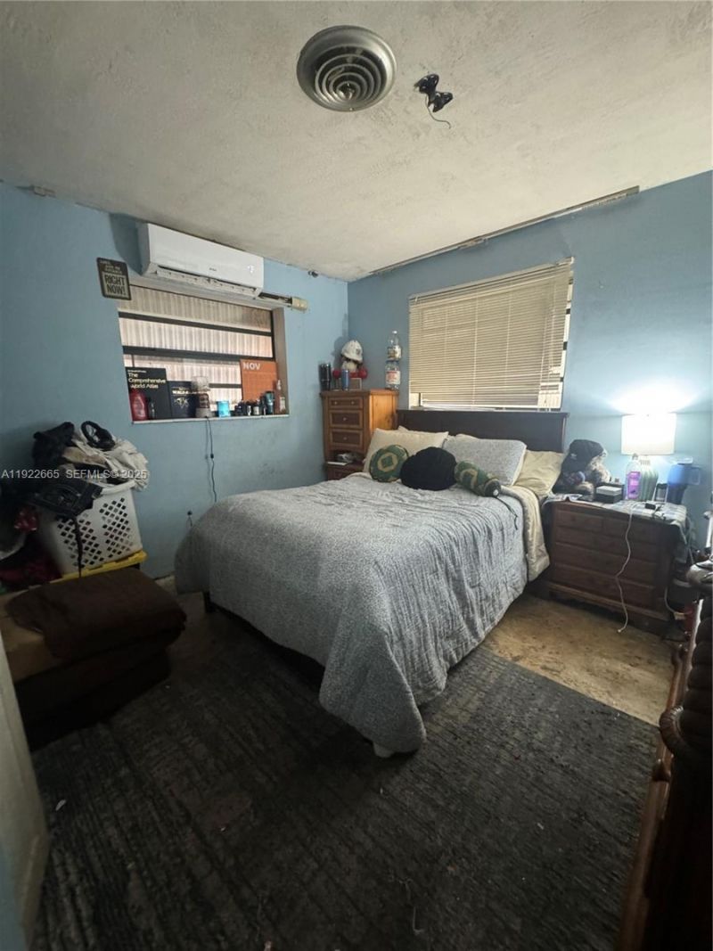 2231 NW 43rd Ter, Lauderhill, FL 33313 Photo