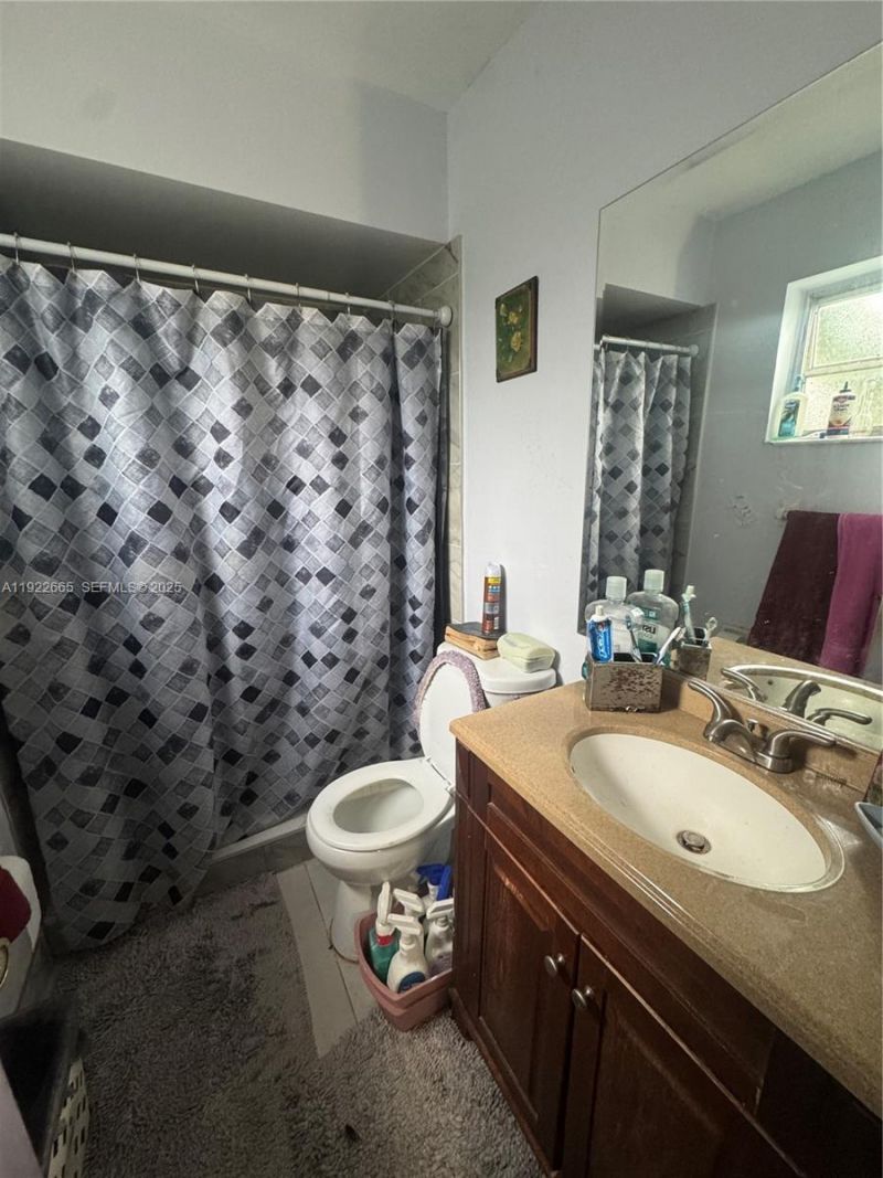 2231 NW 43rd Ter, Lauderhill, FL 33313 Photo