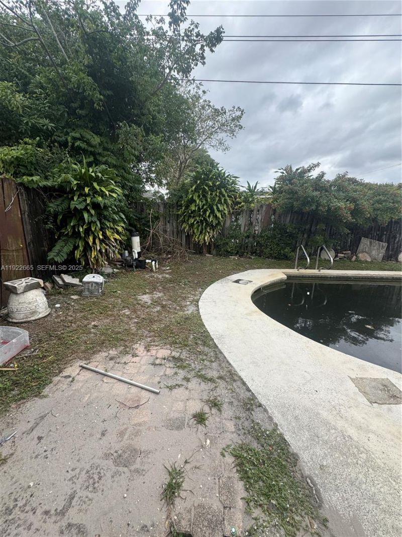 2231 NW 43rd Ter, Lauderhill, FL 33313 Photo