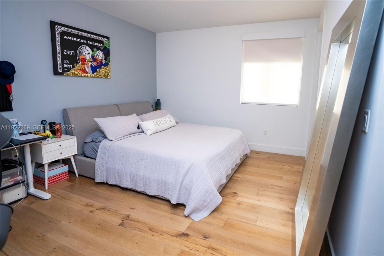 10272 NW 75th Ter, Doral, FL 33178 Photo