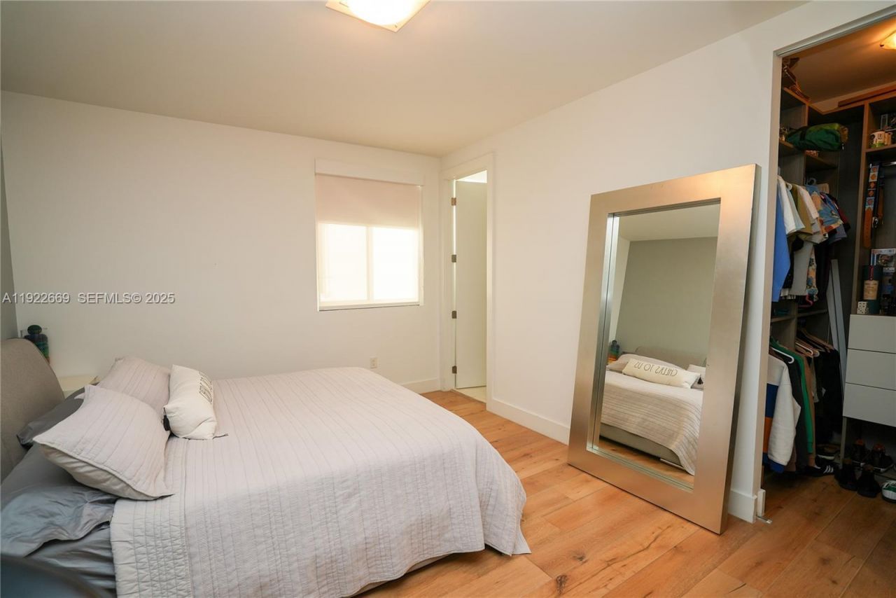 10272 NW 75th Ter, Doral, FL 33178 Photo