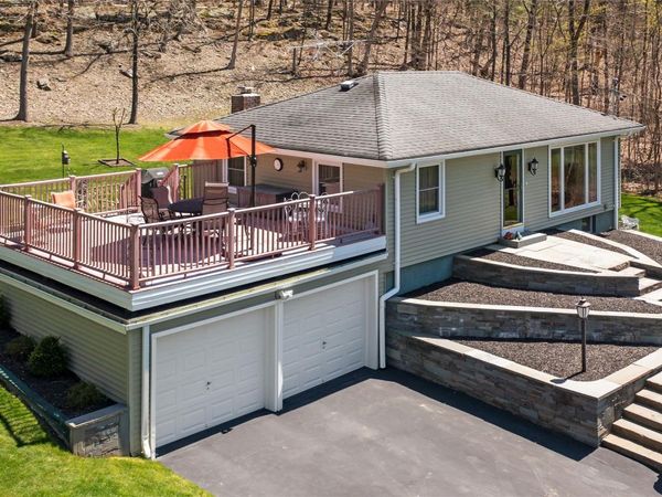 412 Vosenkill Road, Athens, NY 12015