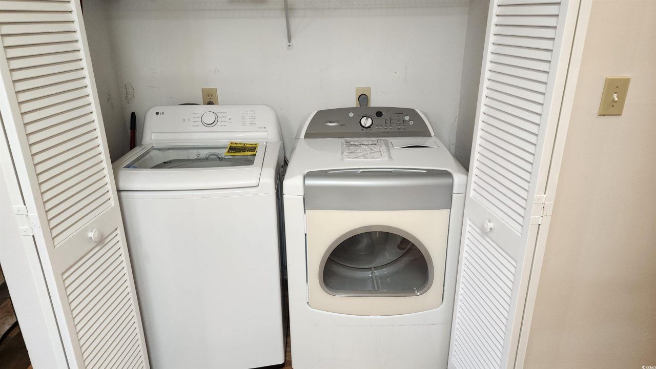 210 Double Eagle Dr. Photo 14