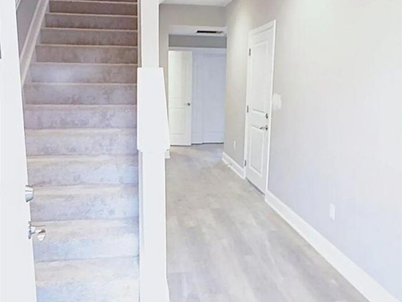 381 Cityscape West Drive, Cincinnati, OH 45205 Photo 8
