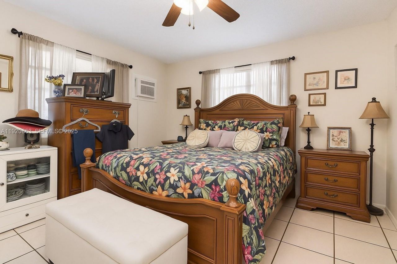 2740 SW 23rd St, Miami, FL 33145 Photo