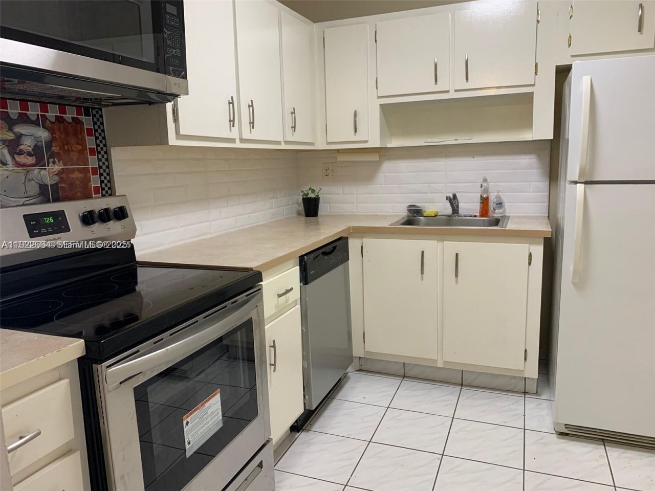 500 Three Islands Blvd, Unit 307, Hallandale Beach, FL 33009 Photo